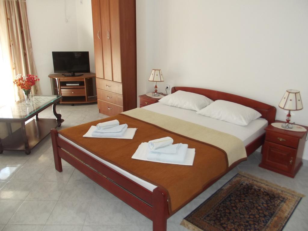 Apartments Kalluka Ilha Ilha Sveti Stefan Quarto foto